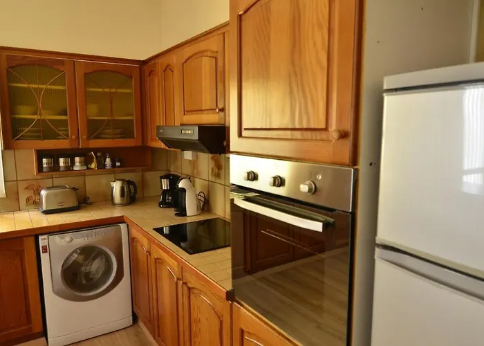 Central, Renovated, Fully Equipped, Spacious 3bd Apartmán Strovolos