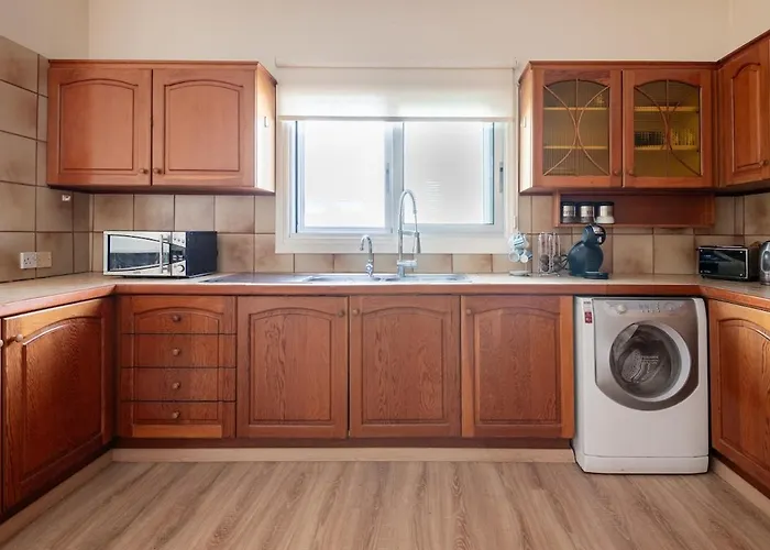 Apartmán Central, Renovated, Fully Equipped, Spacious 3bd Strovolos