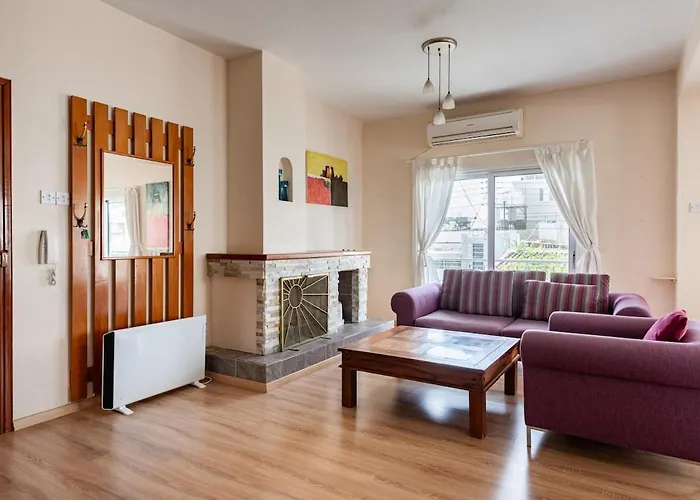 Apartmán Central, Renovated, Fully Equipped, Spacious 3bd