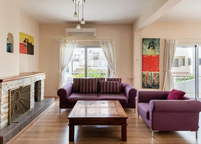 Apartmán Central, Renovated, Fully Equipped, Spacious 3bd Strovolos